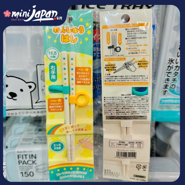 Đũa nhựa tập ăn cho bé