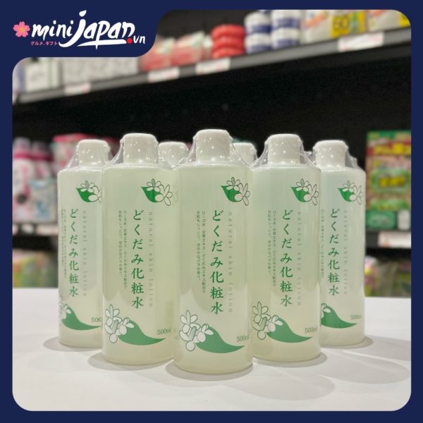 Lotion Diếp Cá Trị Mụn Dokudami Natural Skin 500Ml