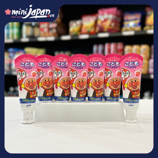 Kem Đánh Răng Lion Cho Bé Vị Dâu 40G