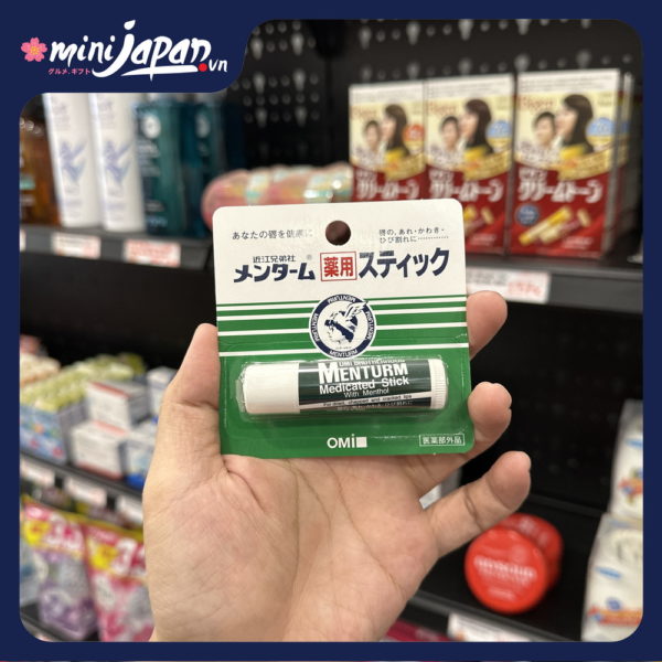 Son dưỡng môi Omi Menturm 4g