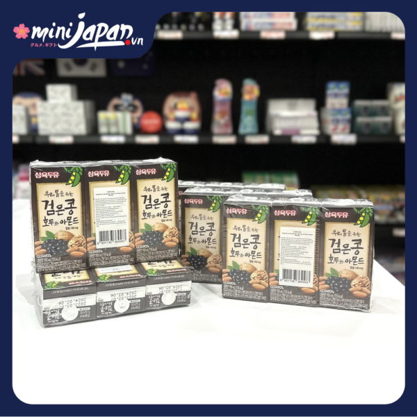 Lốc 3 hộp sữa đậu đen óc chó hạnh nhân Sahmyook 190ml