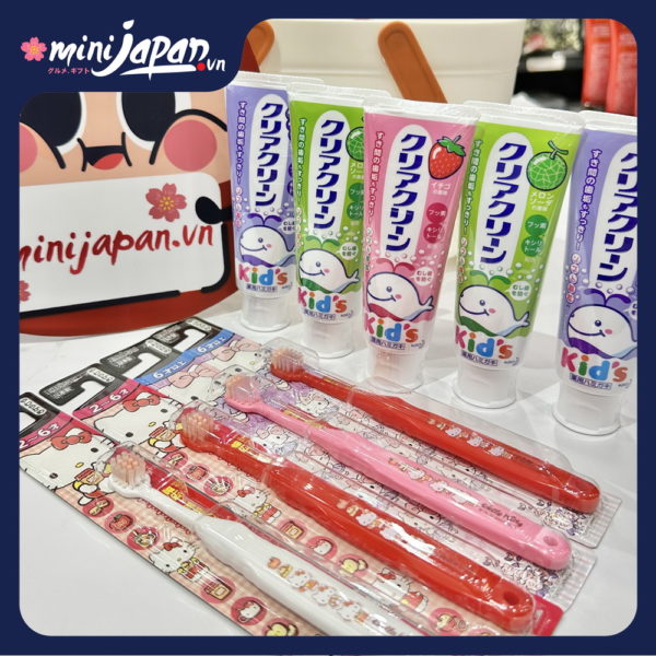 Bàn chải răng Ebisu Hello Kitty cho bé từ 3 - 6 tuổi