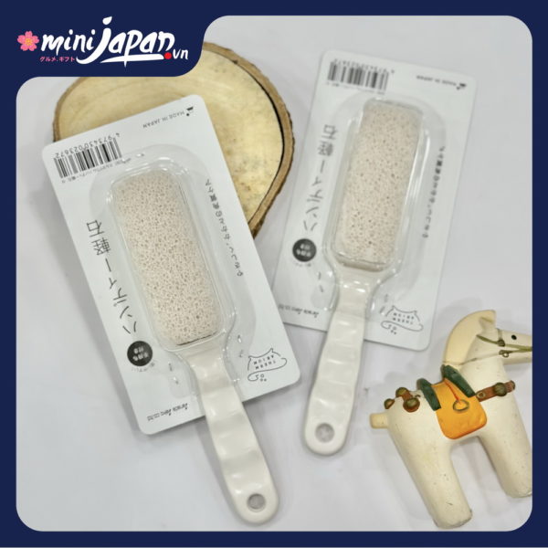 Bàn chải chà gót chân bằng đá san hô