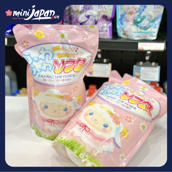 Nước xả làm mềm vải Rocket 2L