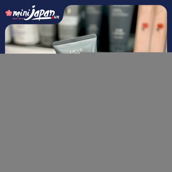 Sữa Rửa Mặt Kumano Deve Men Than Hoạt Tính Cho Nam 130g