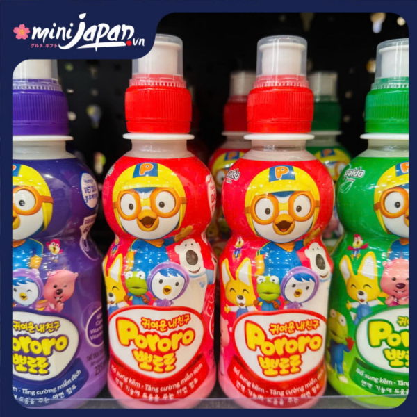 Nước uống Pororo hương vị dâu 235ml (QC24)