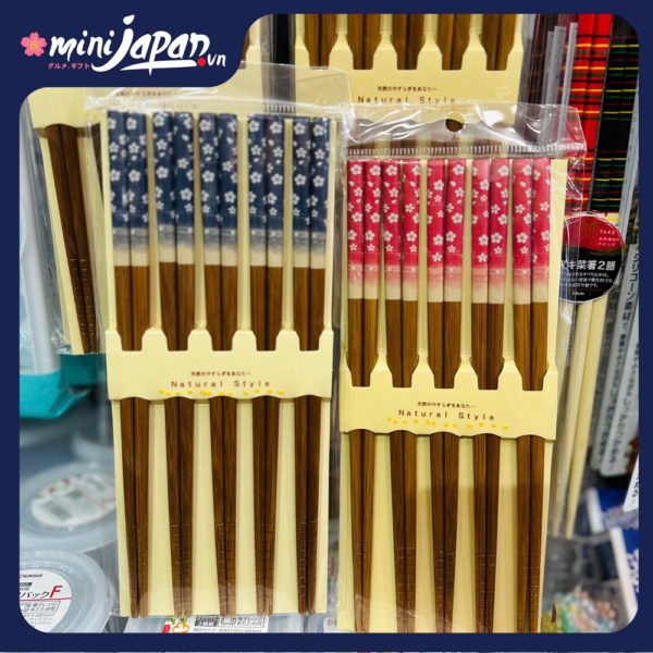 Set 5 đôi đũa hoa đỏ (Made in Japan)