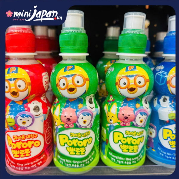 Nước uống Pororo hương vị táo 235ml (QC24)