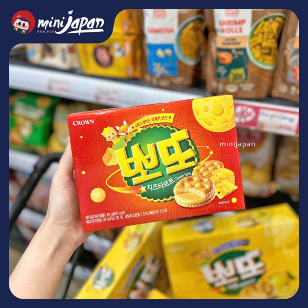 Bánh quy kẹp phô mai Crown potto 161g